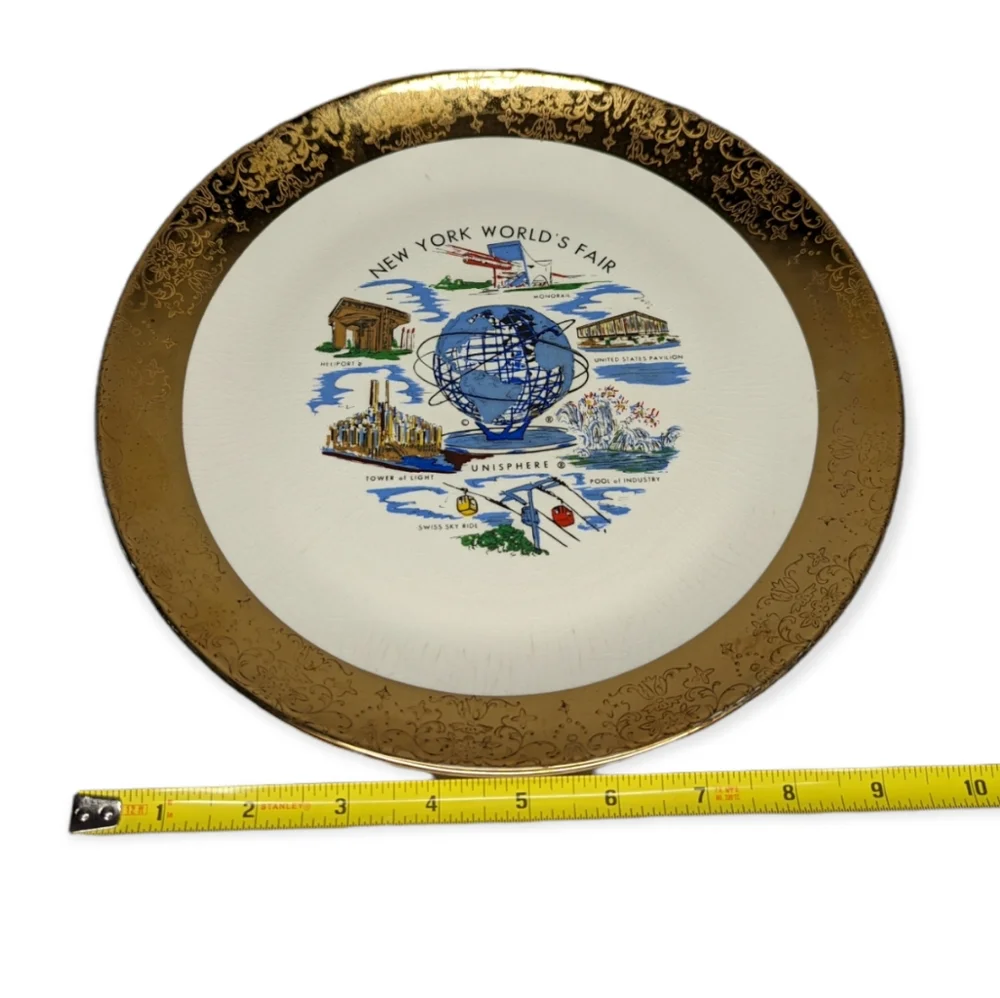 Vintage 1961 New York World's Fair Plate